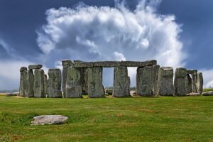 Stonehenge - Ancient Enigma in the English Landscape