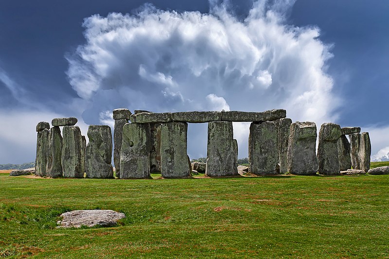 Stonehenge – Ancient Enigma in the English Landscape